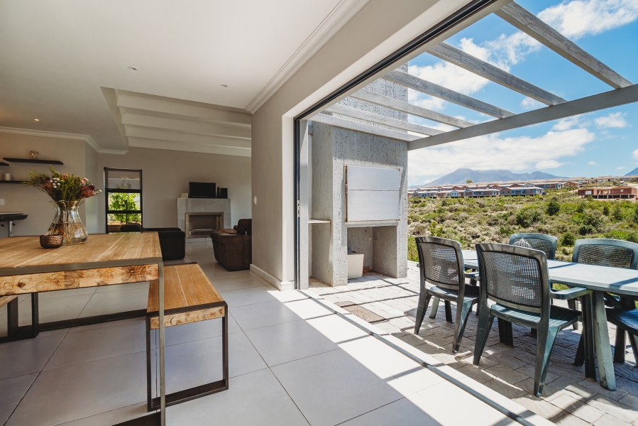 4 Bedroom Property for Sale in Welgelegen Western Cape